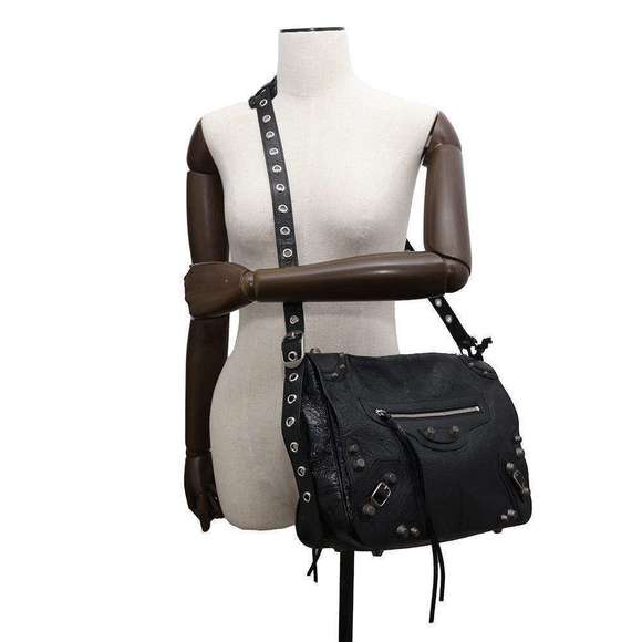 Balenciaga Shoulder Bag Le Cagole Medium Leather Black - Picture 4 of 13